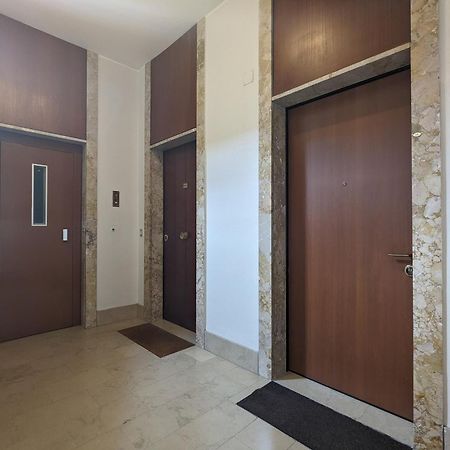 Big House-Private Parking-12" Walk From The Arena Apartment Verona Luaran gambar