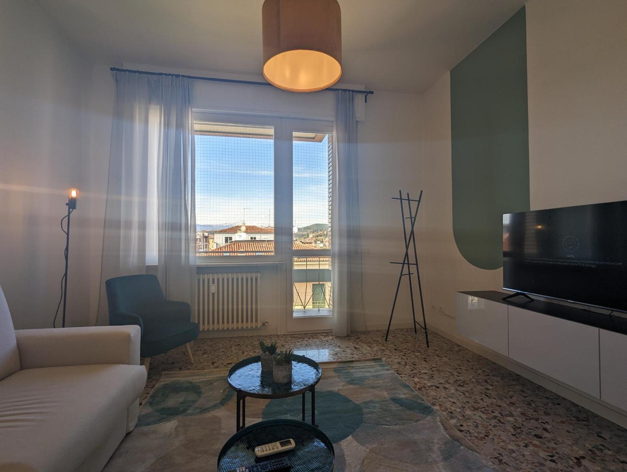 Big House-Private Parking-12" Walk From The Arena Apartment Verona Luaran gambar