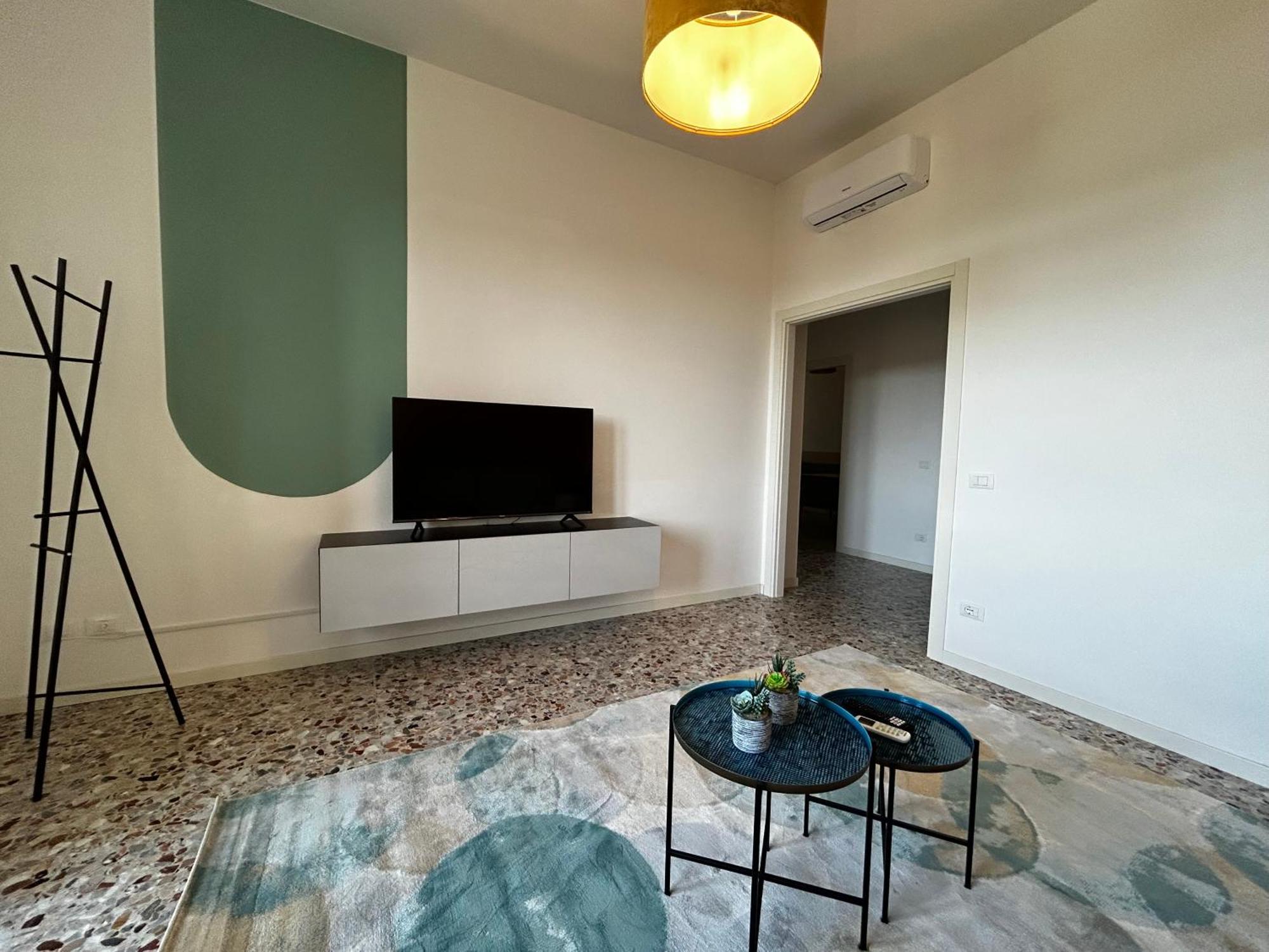 Big House-Private Parking-12" Walk From The Arena Apartment Verona Luaran gambar