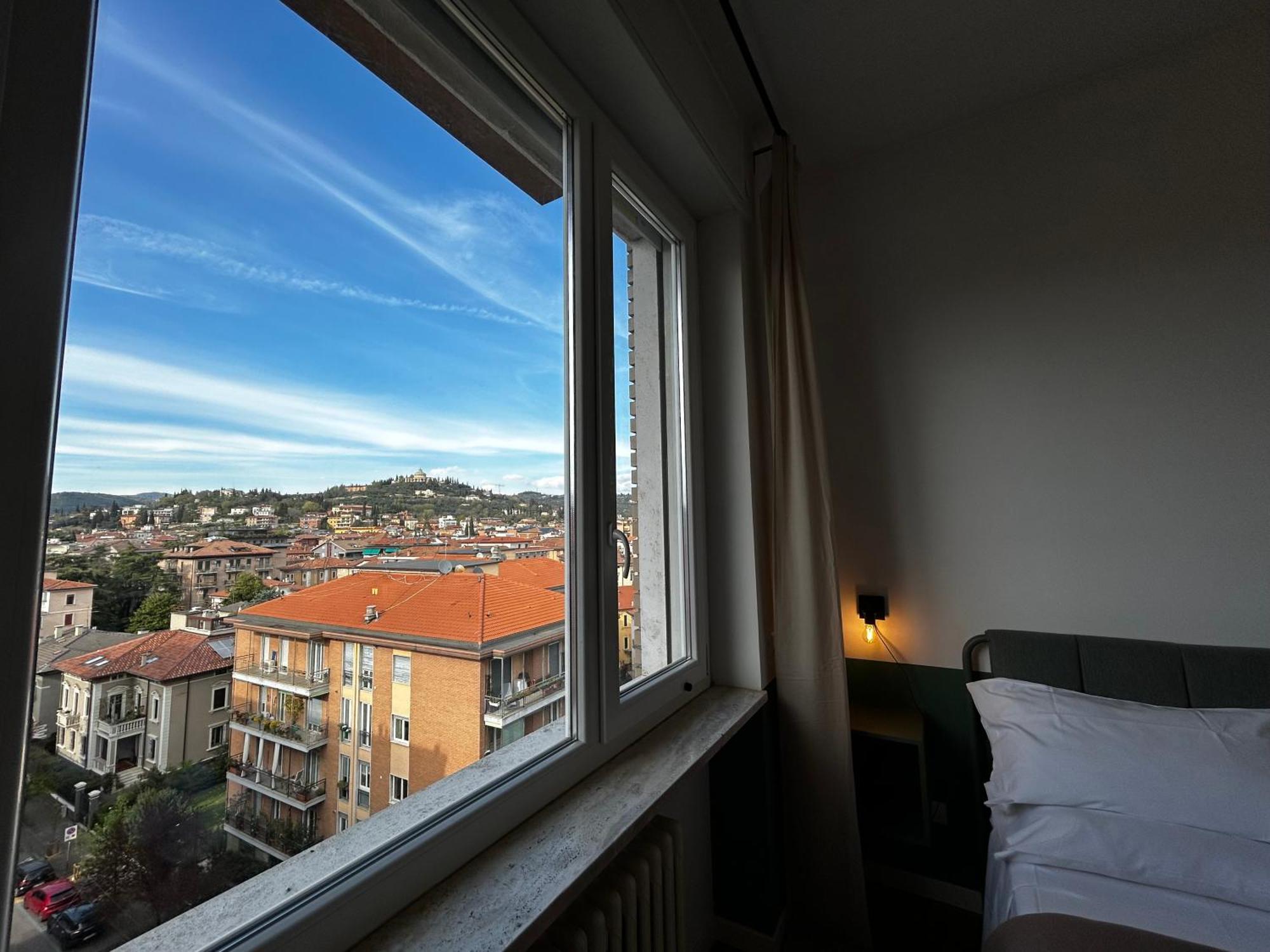 Big House-Private Parking-12" Walk From The Arena Apartment Verona Luaran gambar
